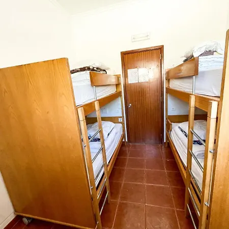 Hostal Hi - De Juventude *