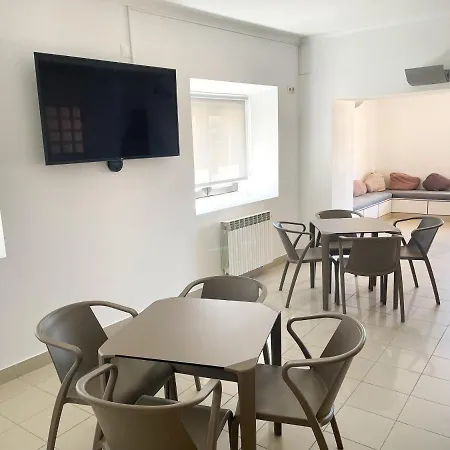 Hi - De Juventude Hostal *