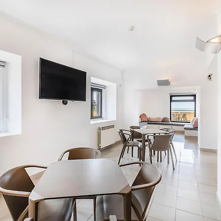 Hostel Hi - De Juventude