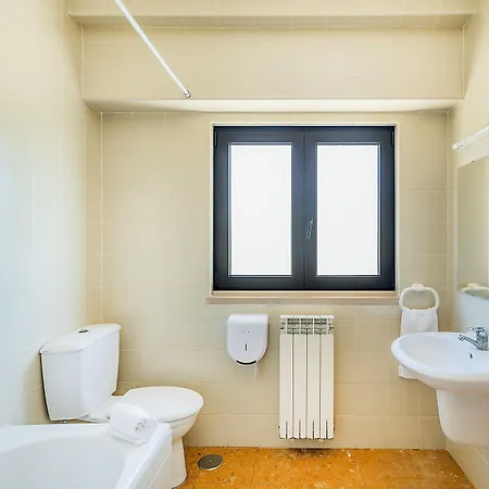 Hi - De Juventude Hostel